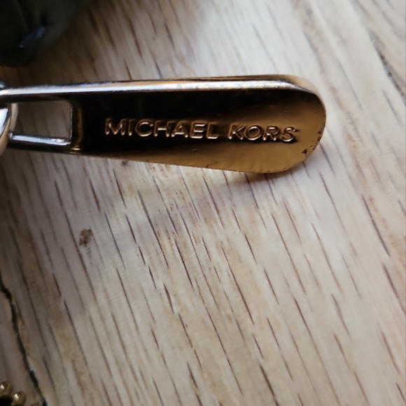 Michael Kors bag - Picture 3 of 8